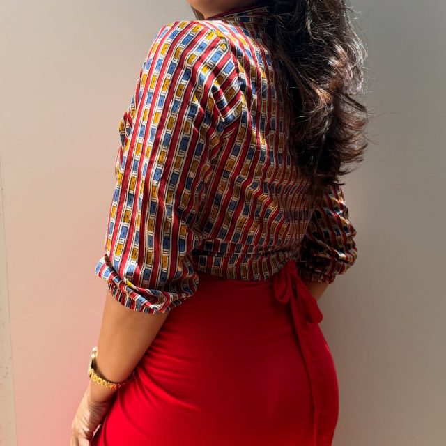 Classic shirt, but make it festive.
It’s all about how you style it ✨